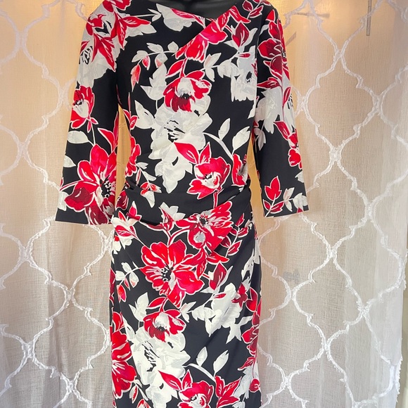 White House Black Market:Draped-Neck Floral Sheath Dress,Size 8. STYLE:570254629 - Picture 2 of 7